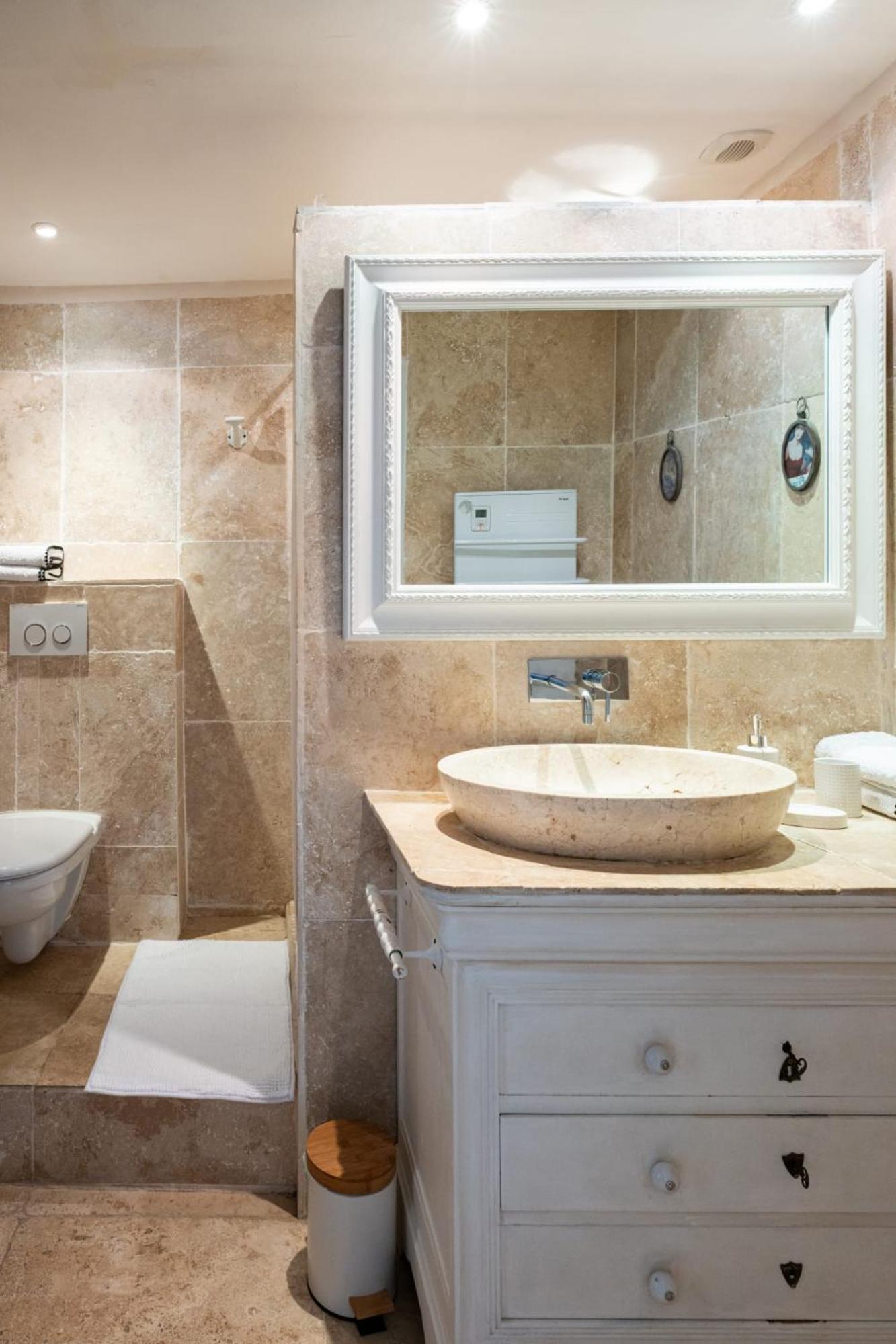 Les Chambres De Reseau Louisanne Saint-Remy-de-Provence Luaran gambar